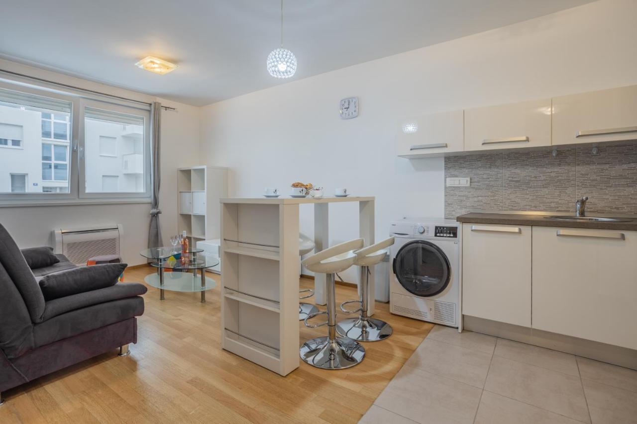 Dalmatino Apartment Задар Екстериор снимка